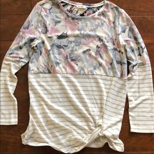 Long sleeve side knot top